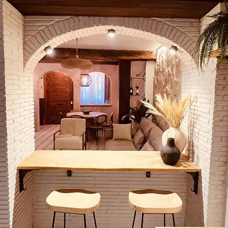 Valeria, Casa Con Cueva Privada Del 1748 فيلة ريكينا