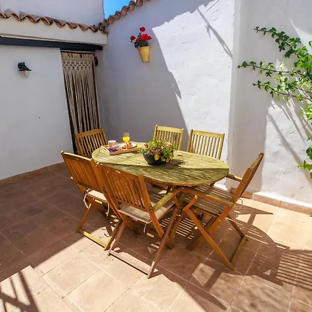 Valeria, Casa Con Cueva Privada Del 1748 * Requena